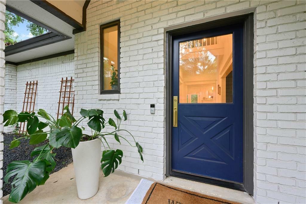 Property Photo: 1910 Holly Hill Drive TX 78746