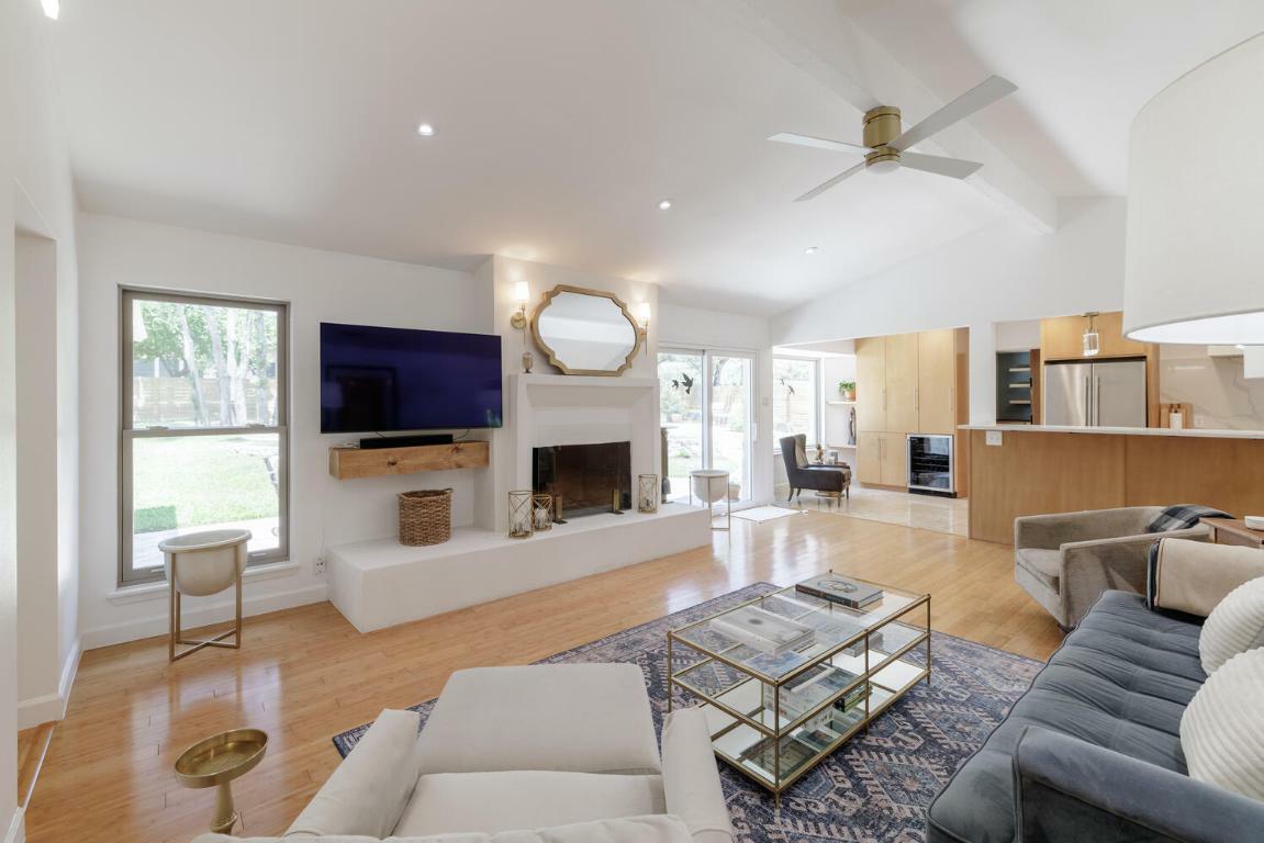 Property Photo: 4902 Pony Chase TX 78727