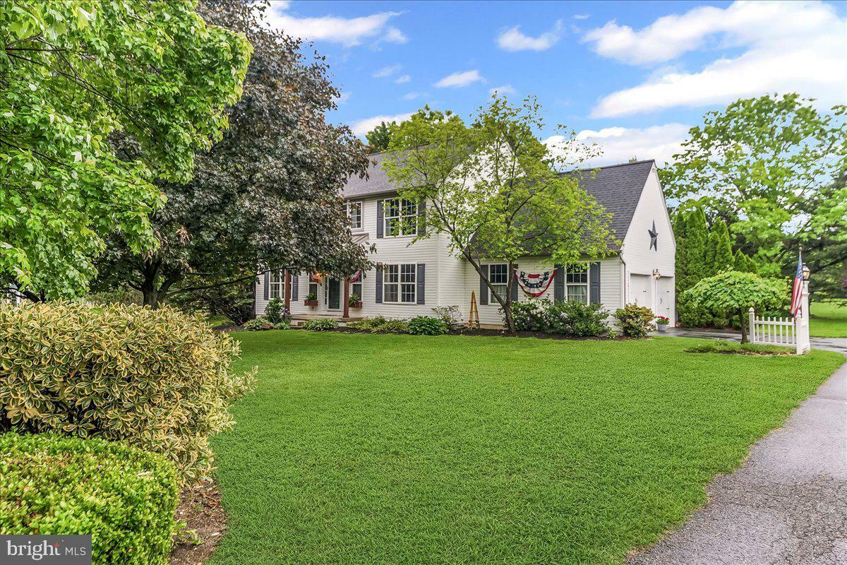 Property Photo: 204 Country Drive PA 19363