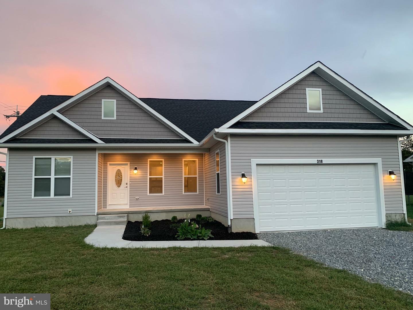 Property Photo: 204 Woodmount Drive VA 22443
