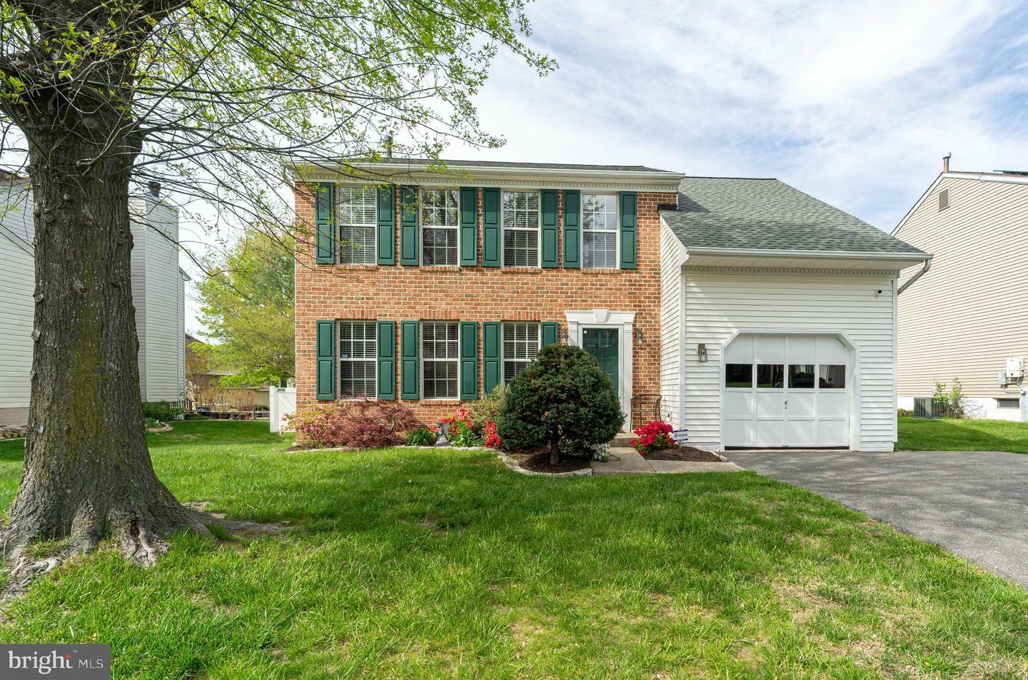 Property Photo: 1606 Sage Brush Court MD 21144