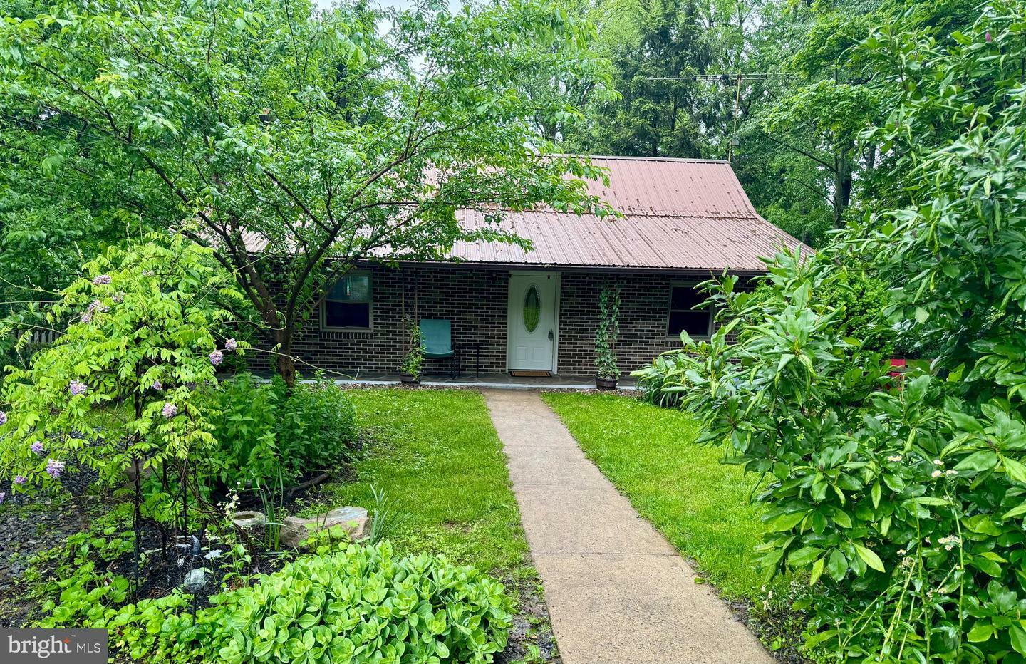 321 W 28th Division Highway  Lititz PA 17543 photo