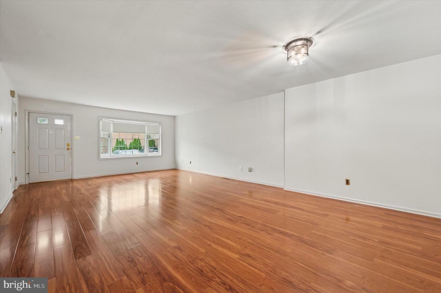 Property Photo: 14 Northgate Village 12 PA 19063