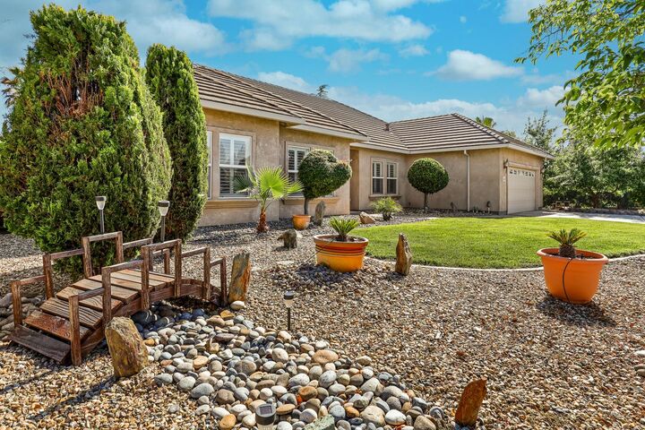 Property Photo:  689 Saint Andrews  CA 95252 