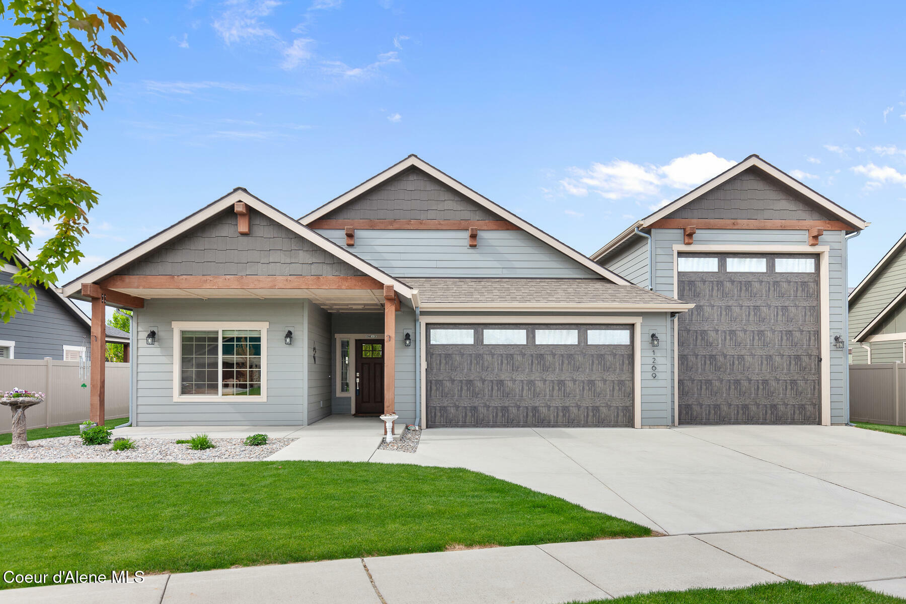 Property Photo: 1269 W Tamarindo Ln ID 83835
