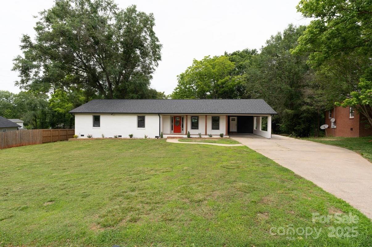 Property Photo:  1537 Spangler Drive  NC 28150 