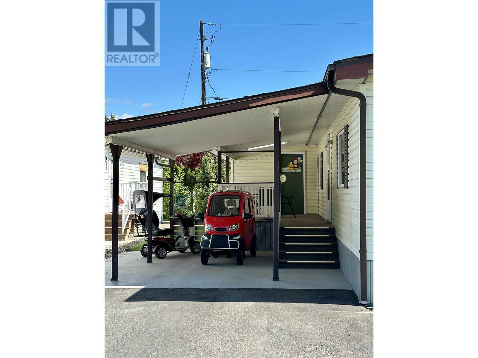 Photo de la propriété: 5484 25 Avenue 137 BC V1T 7A8