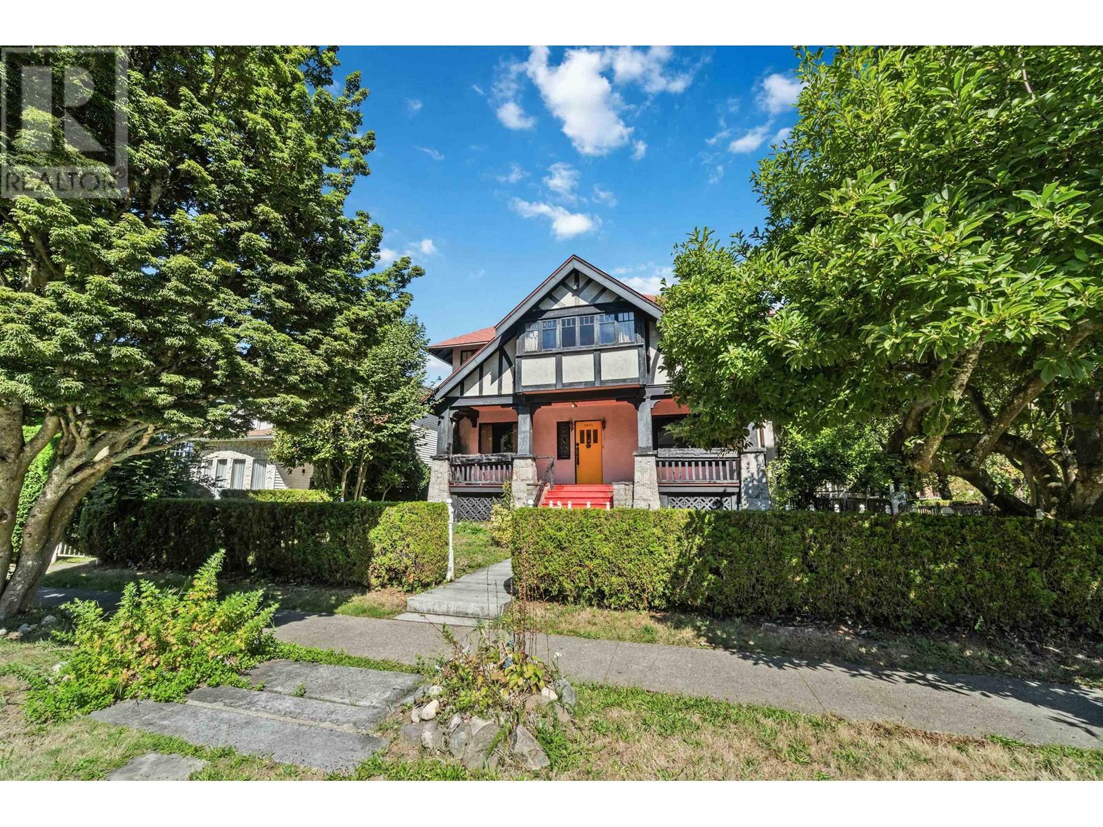 Photo de la propriété: 2011 West 48th Avenue BC V6M 2P4