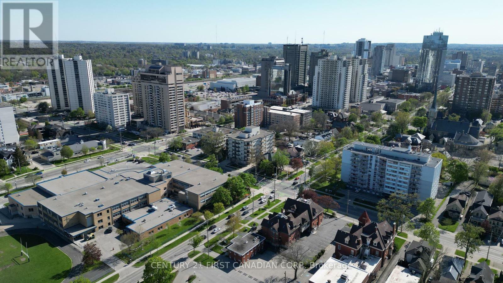 Property Photo: 435 Colborne Street 208 ON N6B 2T2