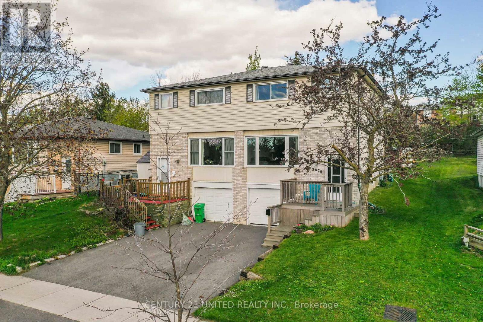 2078 Walker Avenue  Peterborough East (South) ON K9L 1S1 photo