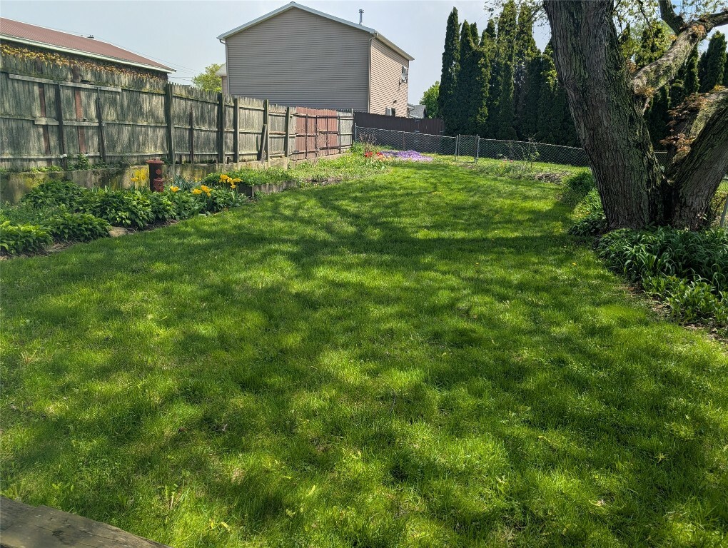Property Photo: 209 Parade Street PA 16507