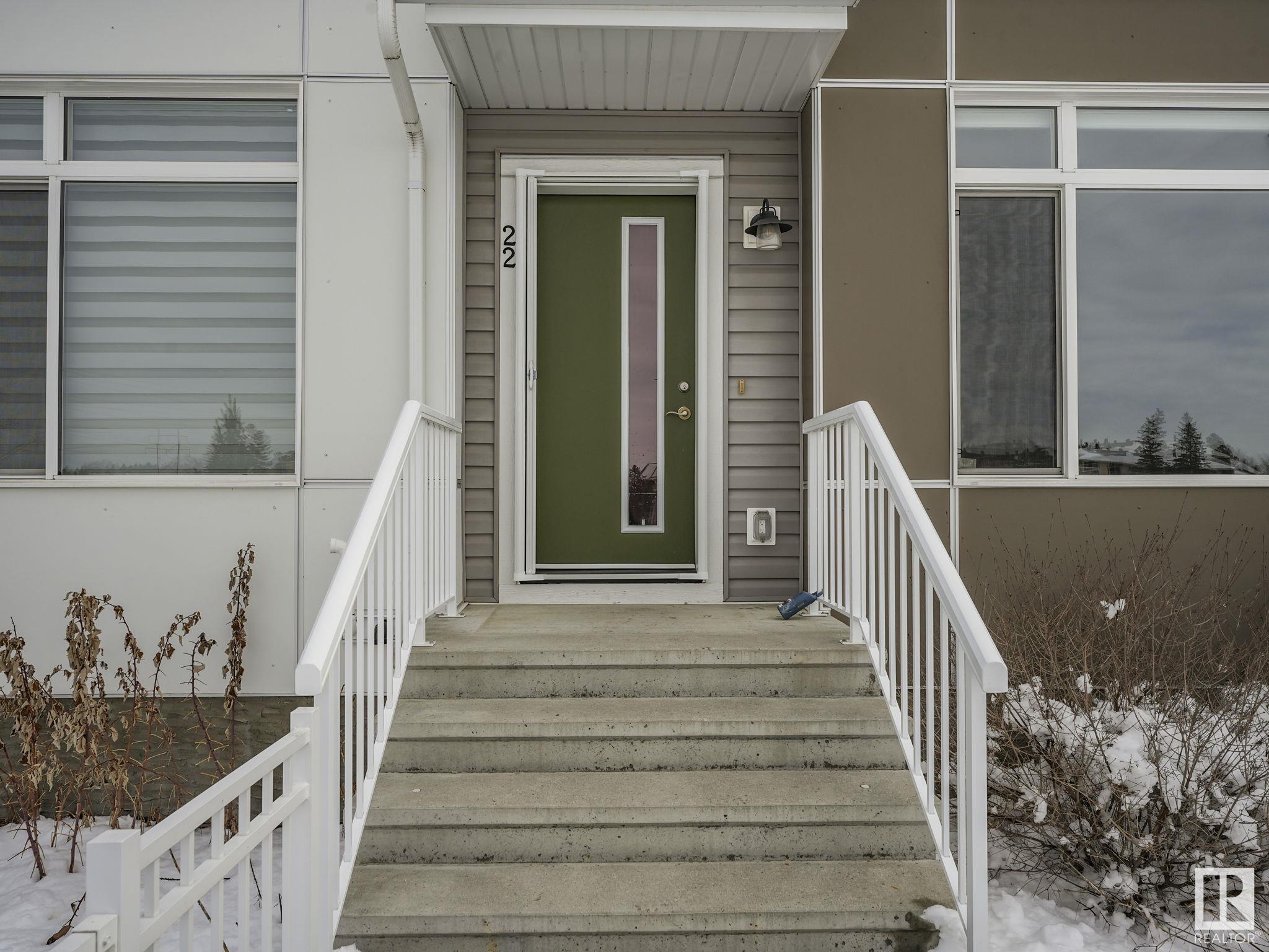 215 Saddleback Road NW 22  Edmonton AB T6J 5T6 photo
