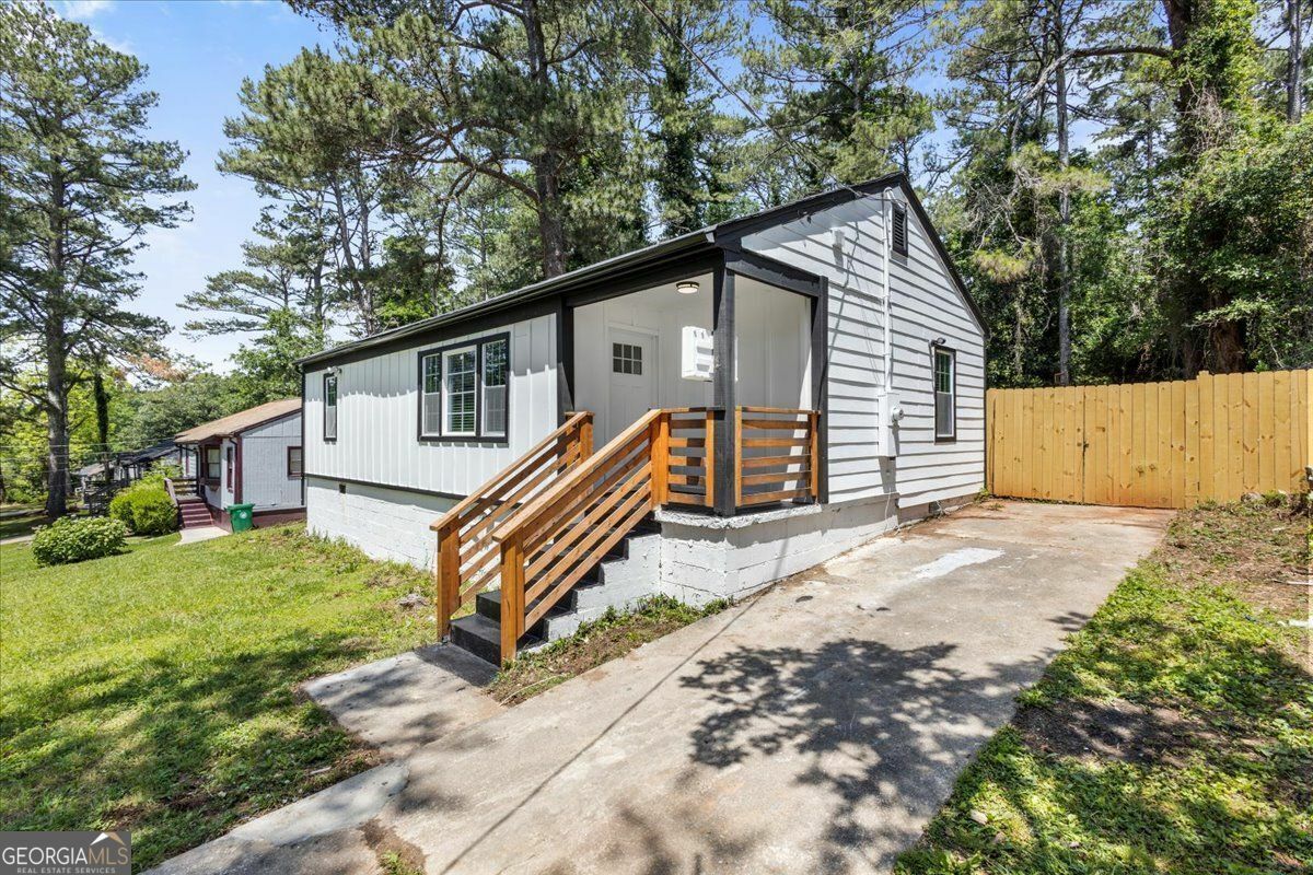 Property Photo:  4134 Burgess Drive  GA 30035 
