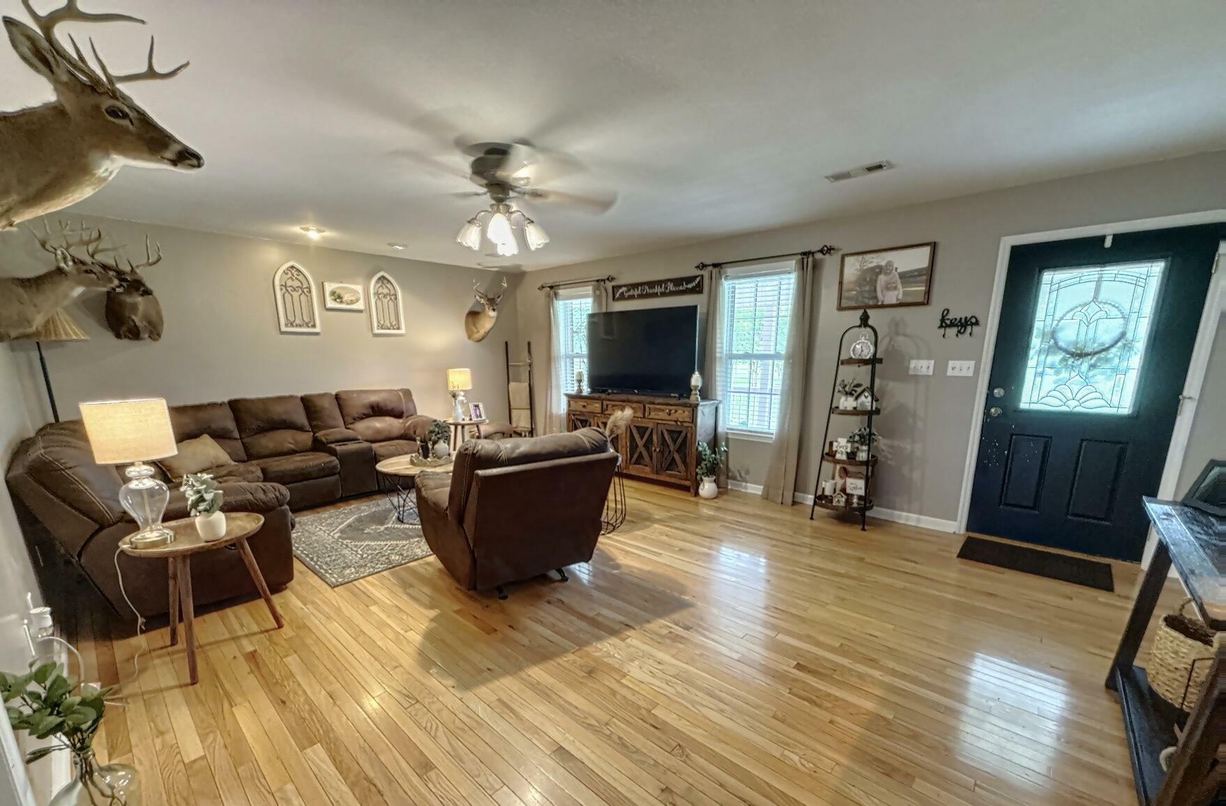 Property Photo: 590 County AL 35772