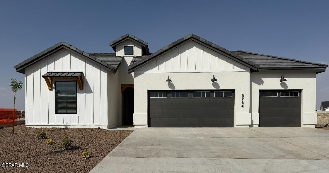 Property Photo: 3764 Chart Place TX 79938