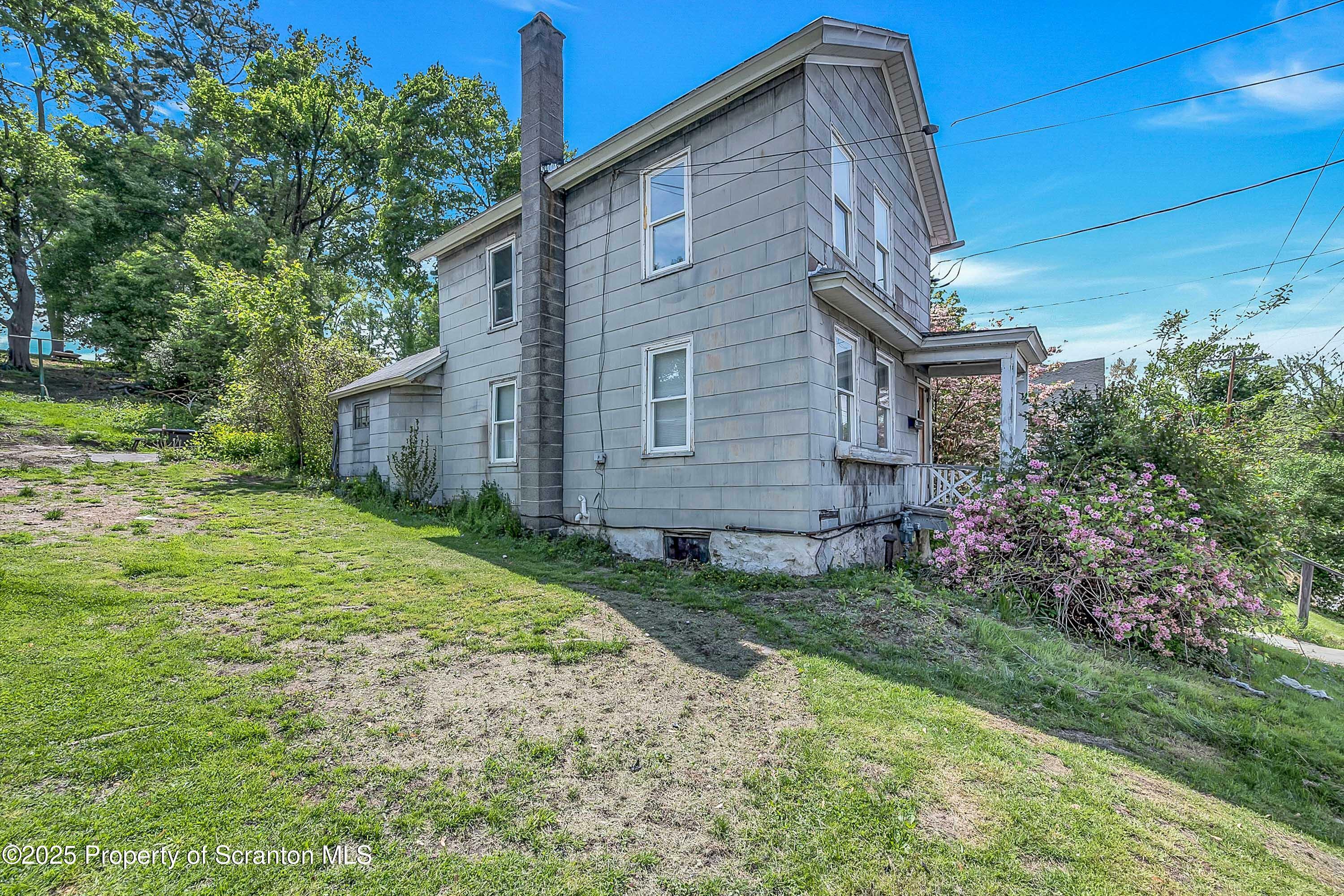 Property Photo: 193 W Parker Street PA 18508