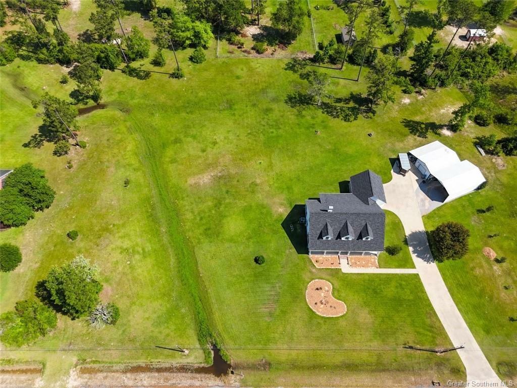 Property Photo: 2848 W Levingwood Road LA 70611
