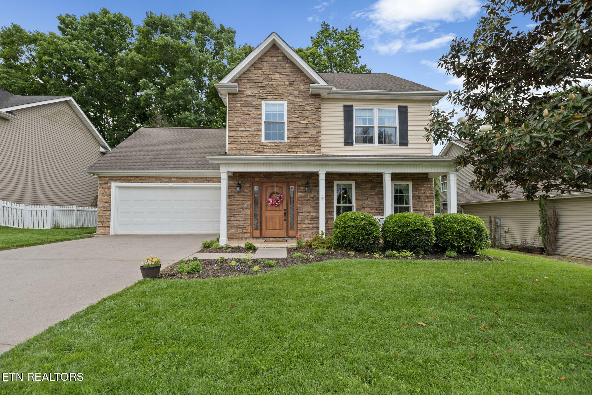 Property Photo: 717 Briar Way TN 37923