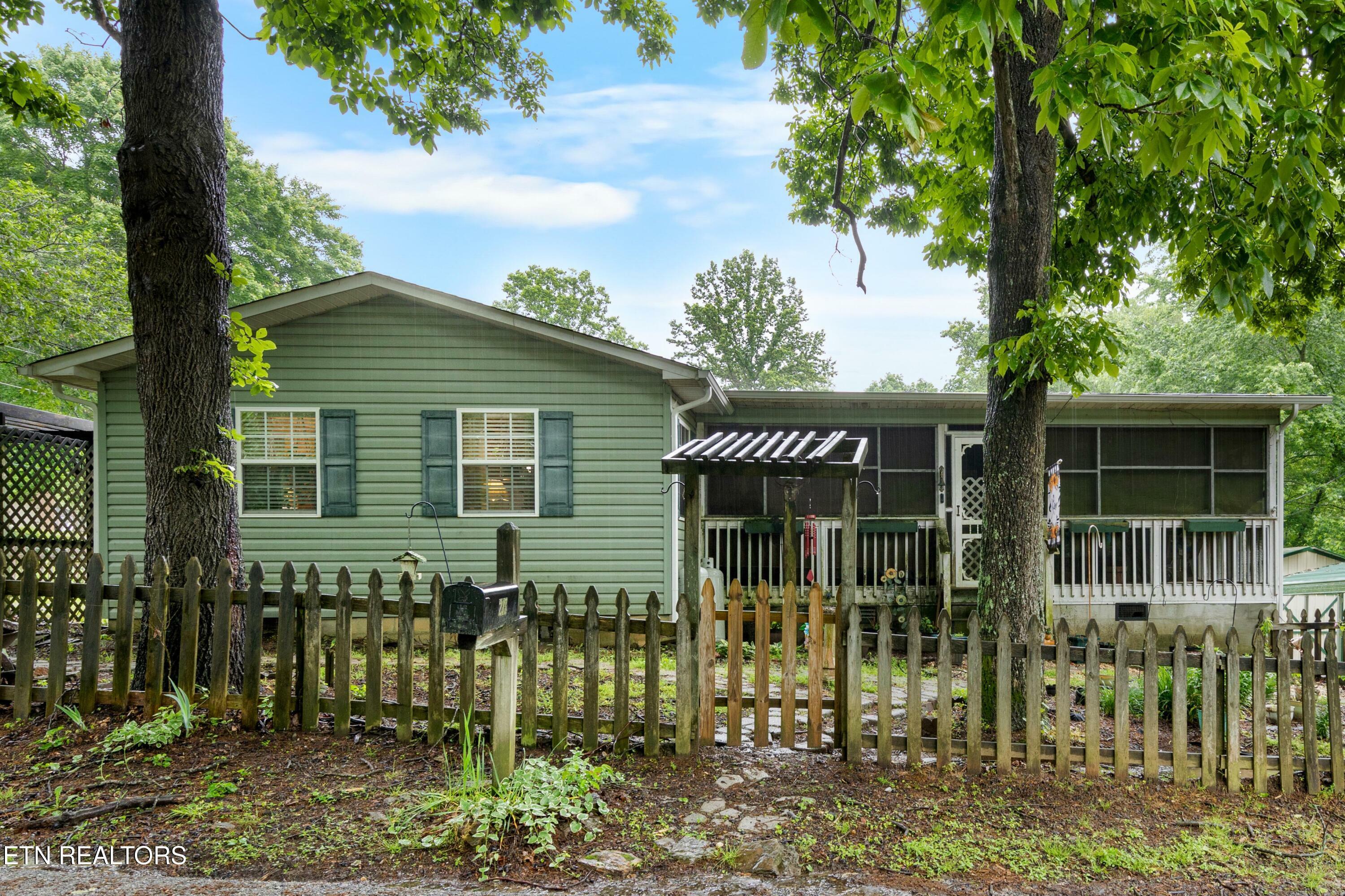 Property Photo: 217 Jackson Drive TN 37748