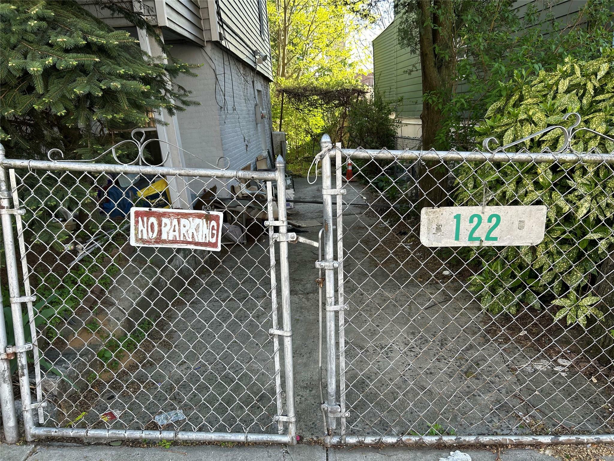 Property Photo: 122 Oliver Avenue NY 10701