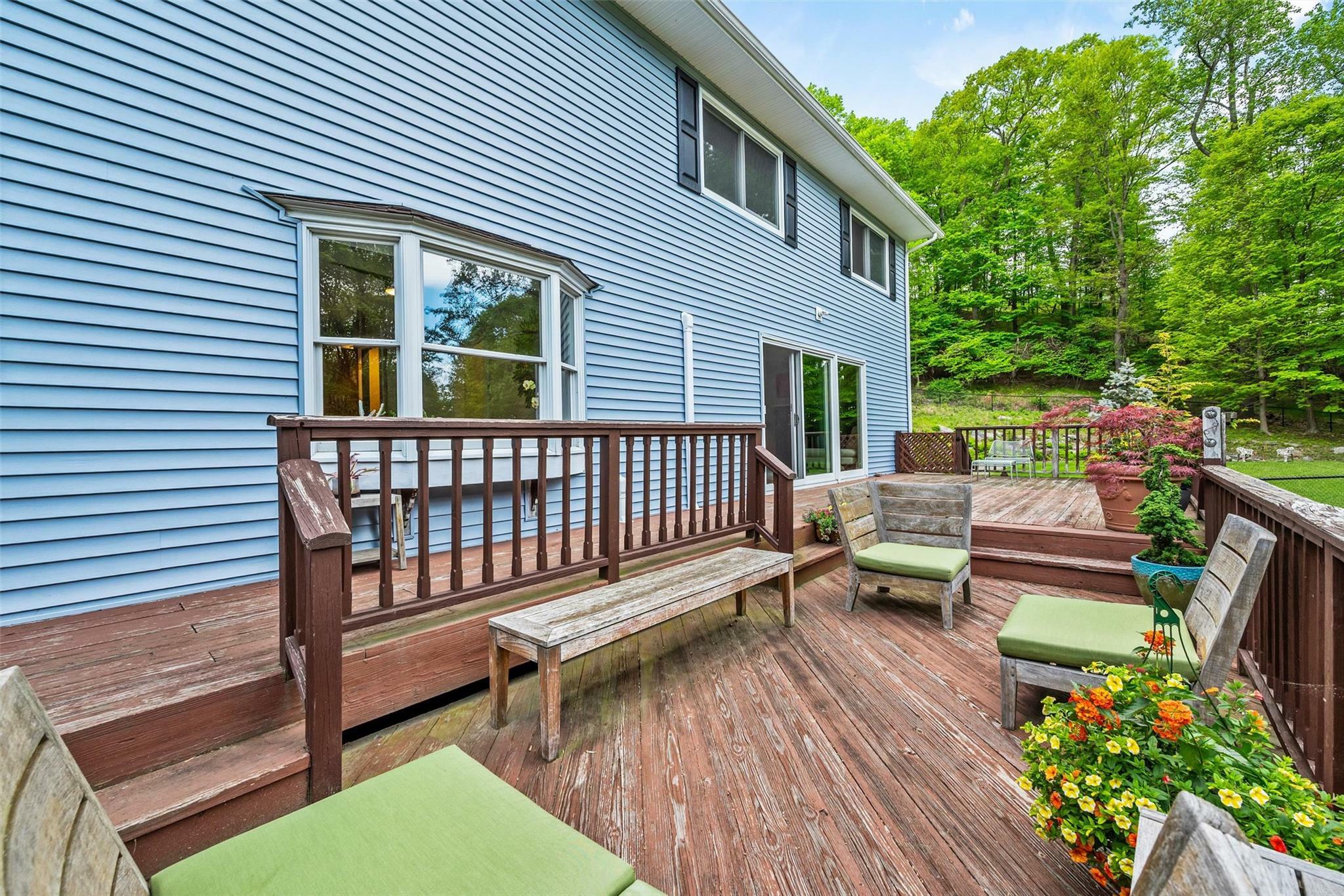 Property Photo: 5 Bellwood Lane NY 12520