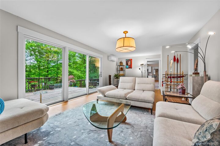 Property Photo:  5 Bellwood Lane  NY 12520 