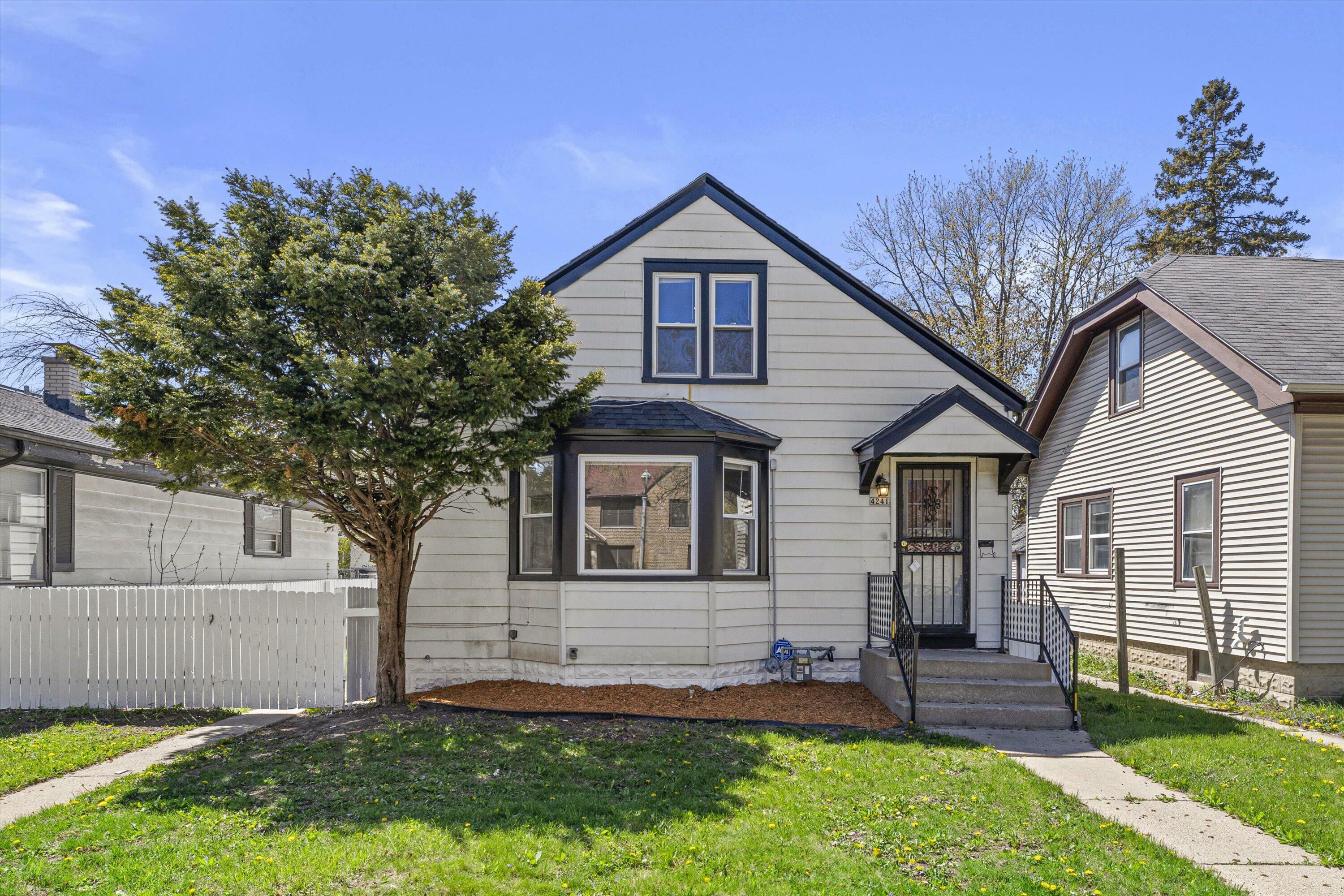 4241 N 47th St  Milwaukee WI 53216 photo