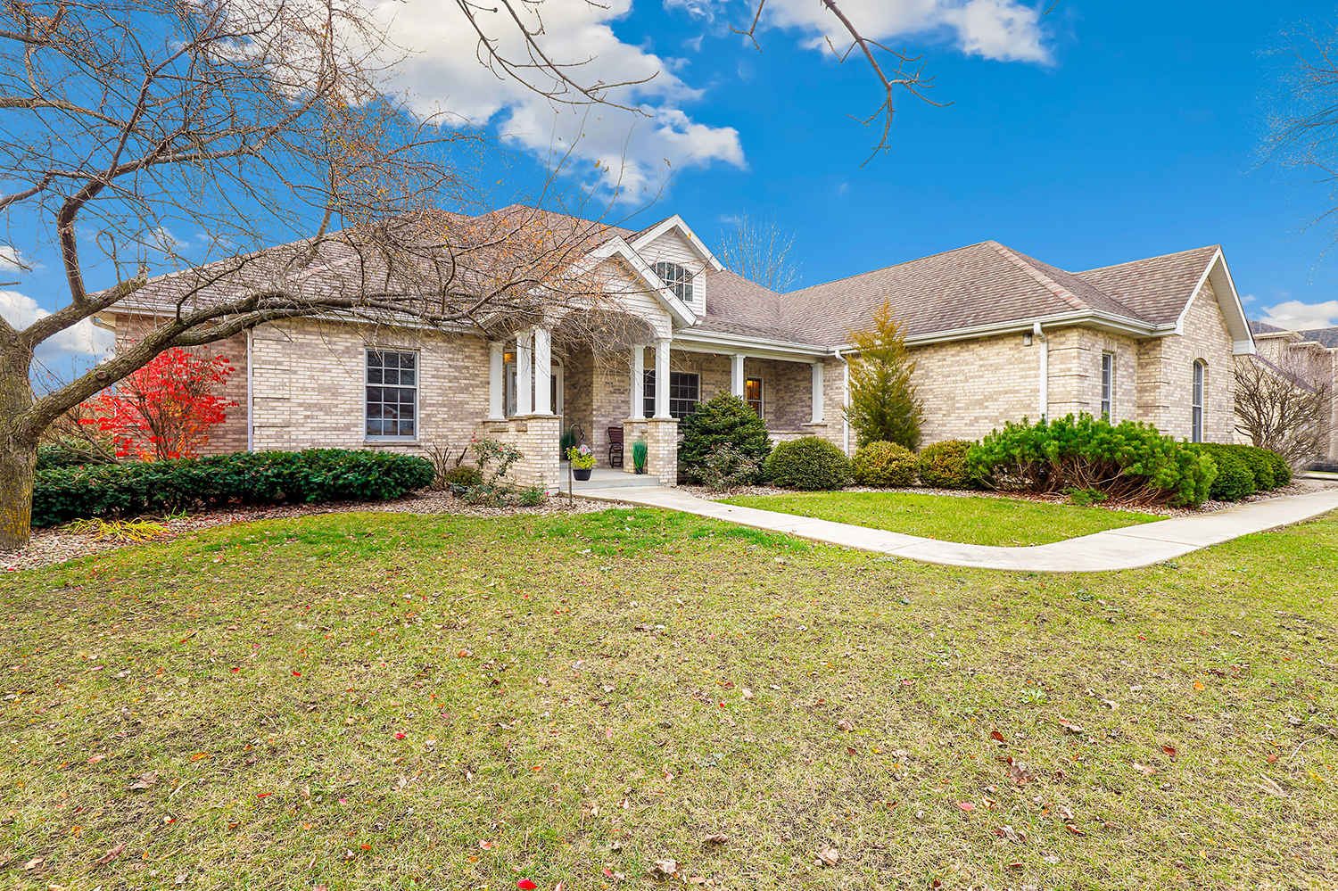 Property Photo: 25800 S Kensington Lane IL 60449