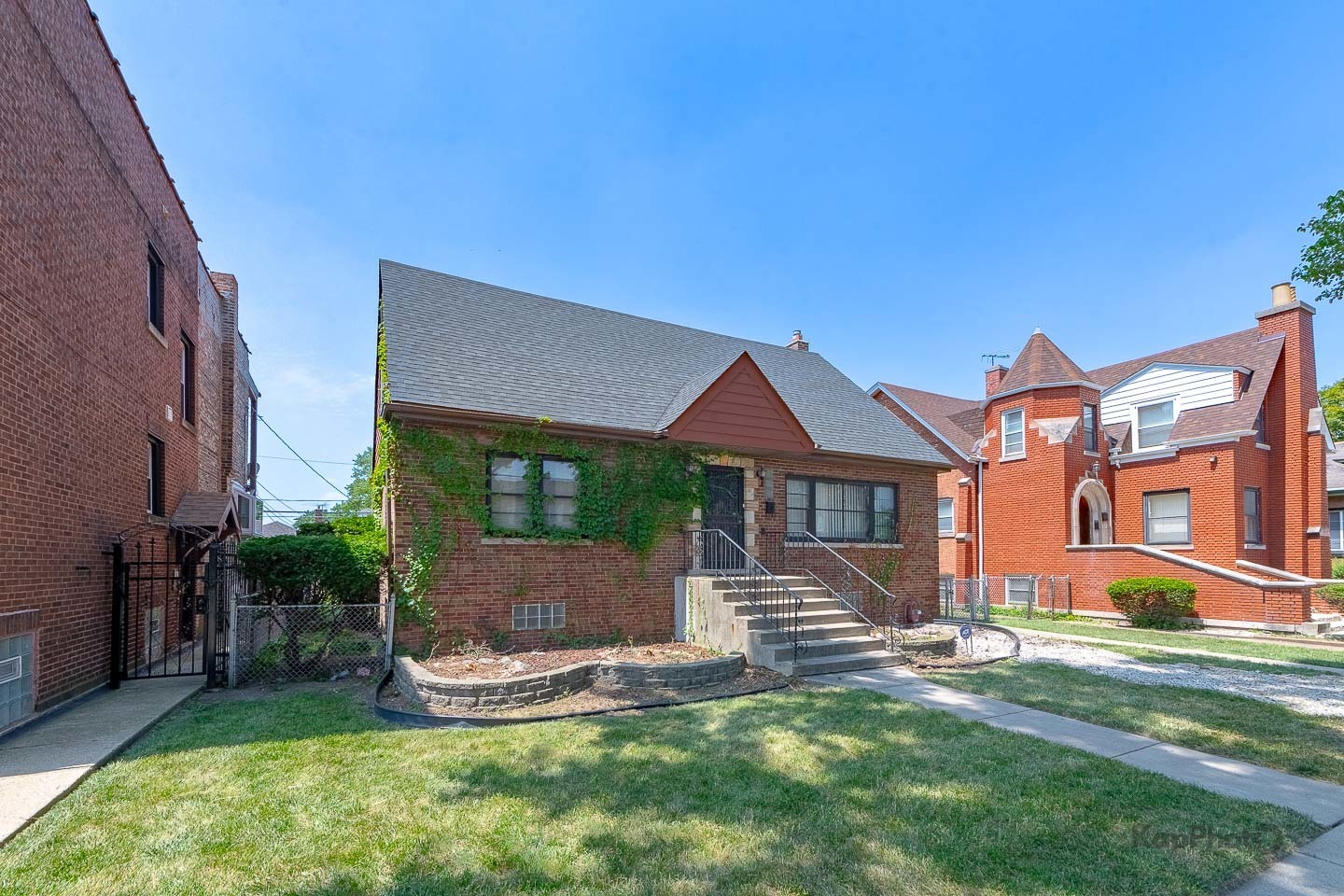 Property Photo:  8620 S Marshfield Avenue  IL 60620 