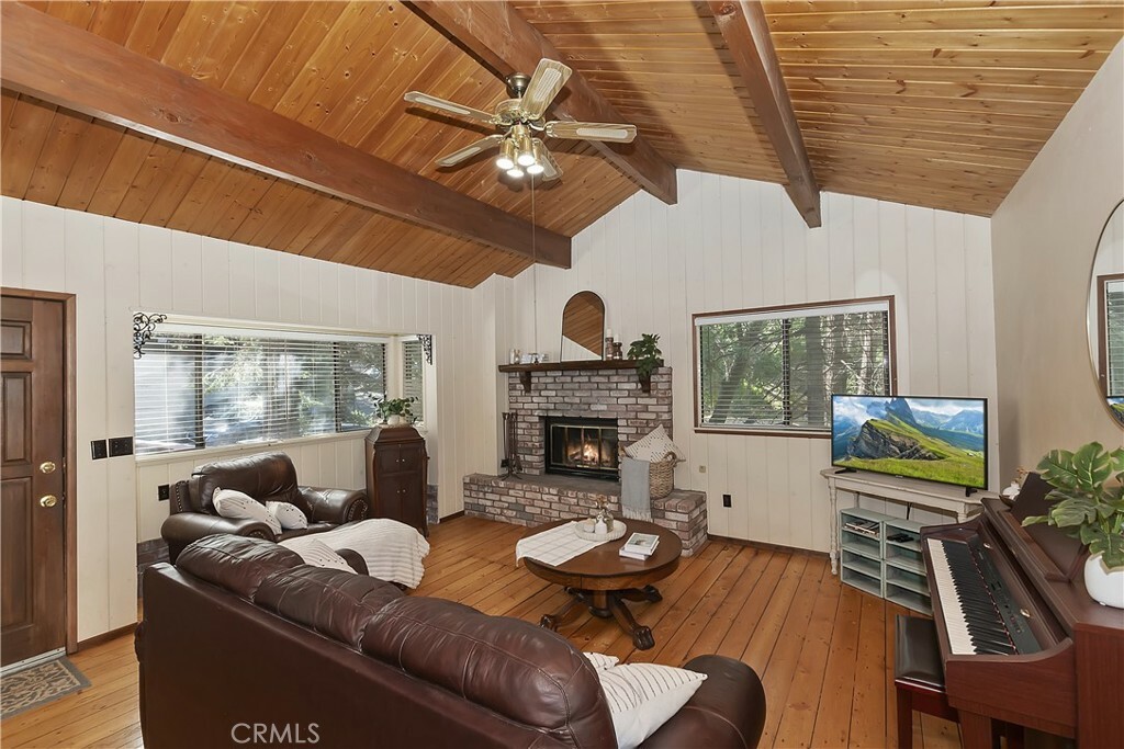 Property Photo: 1027 Nesthorn Drive CA 92325