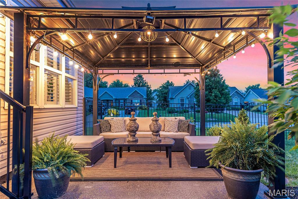 Property Photo: 2 Pearview Court MO 63376