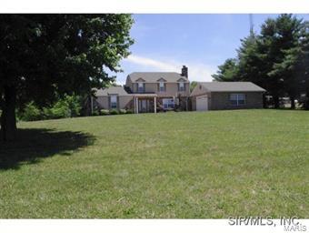 Property Photo: 3704 Lebanon Avenue IL 62221