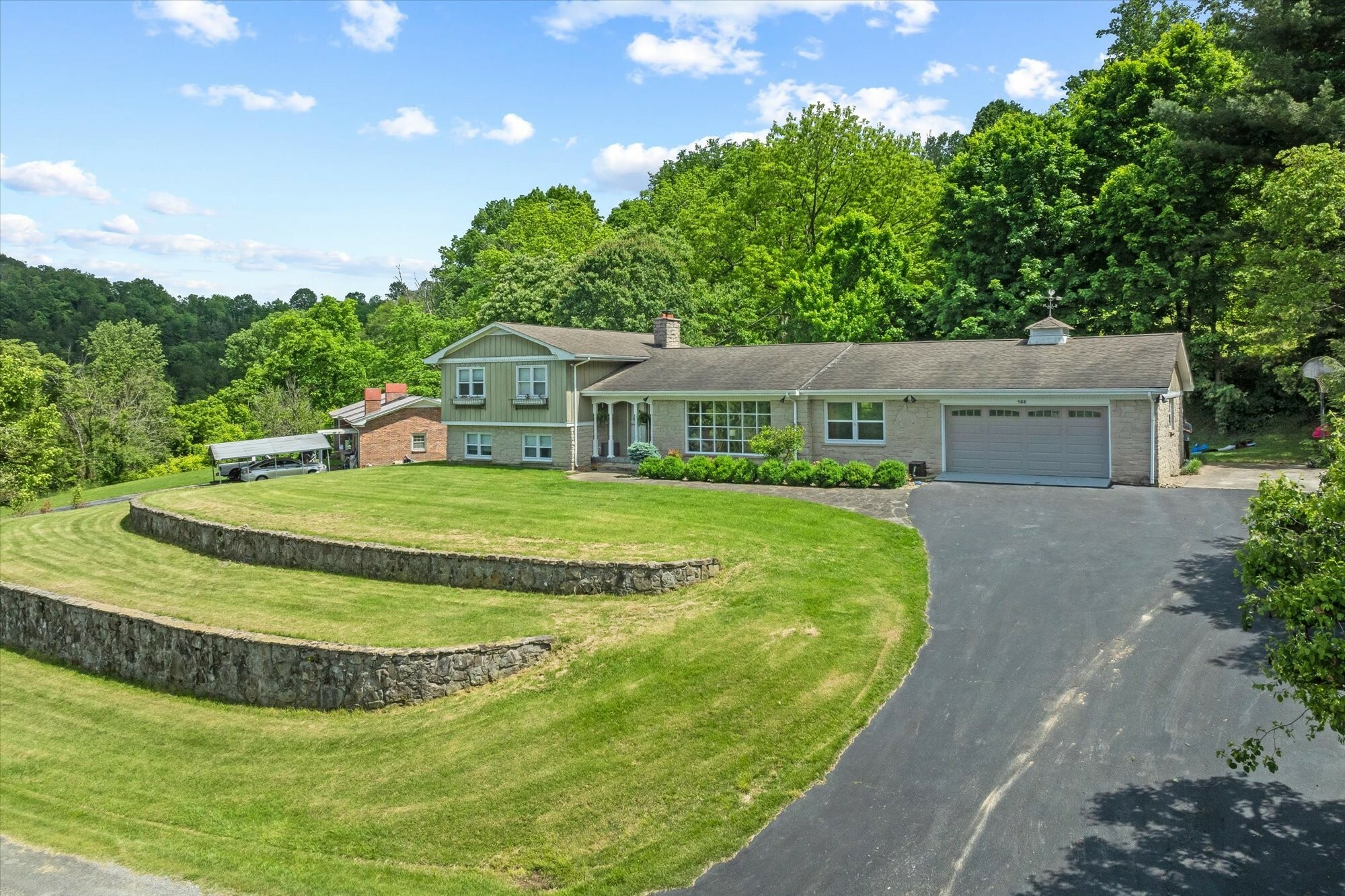 Property Photo: 188 Panorama Heights Dr TN 38562