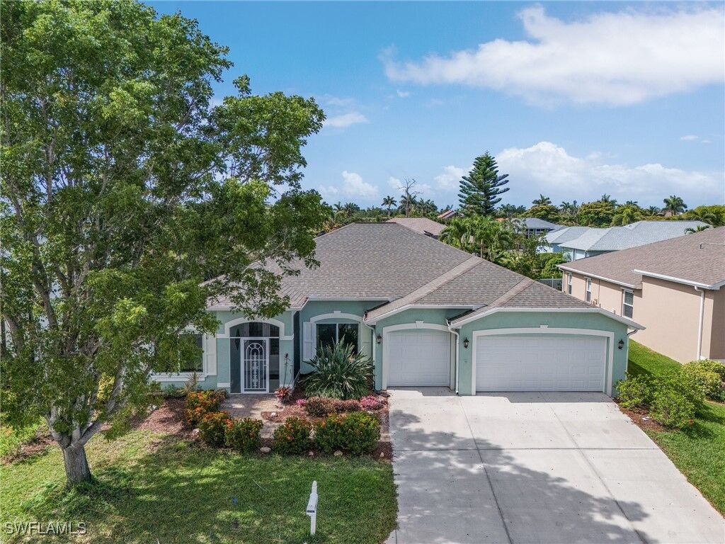 Property Photo: 16962 Colony Lakes Boulevard FL 33908