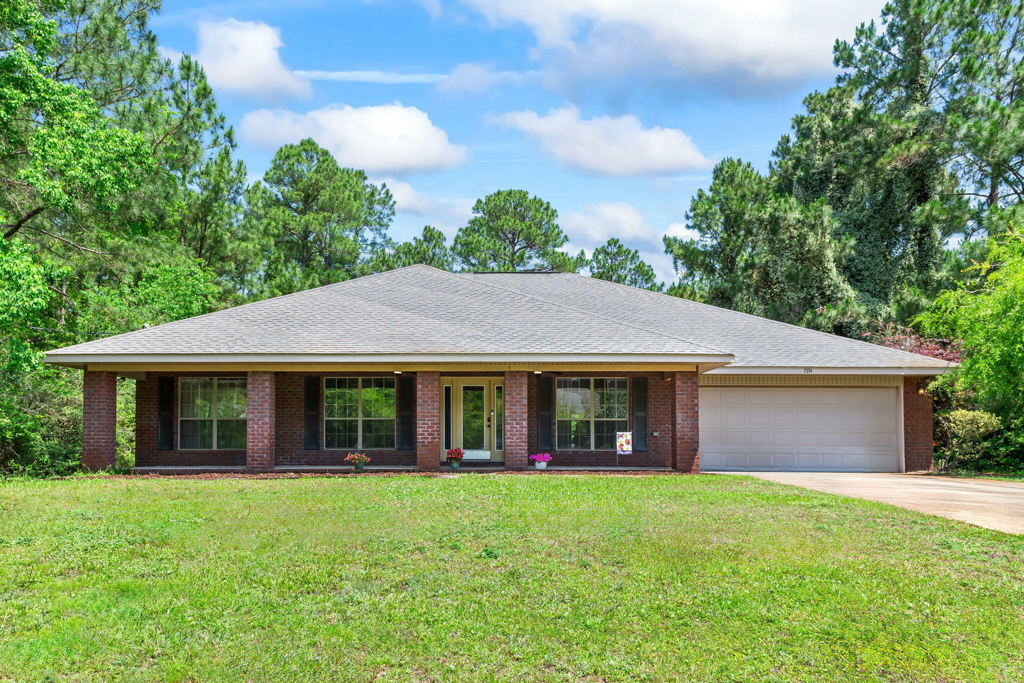 Property Photo: 7134 Snug Waters Road FL 32566