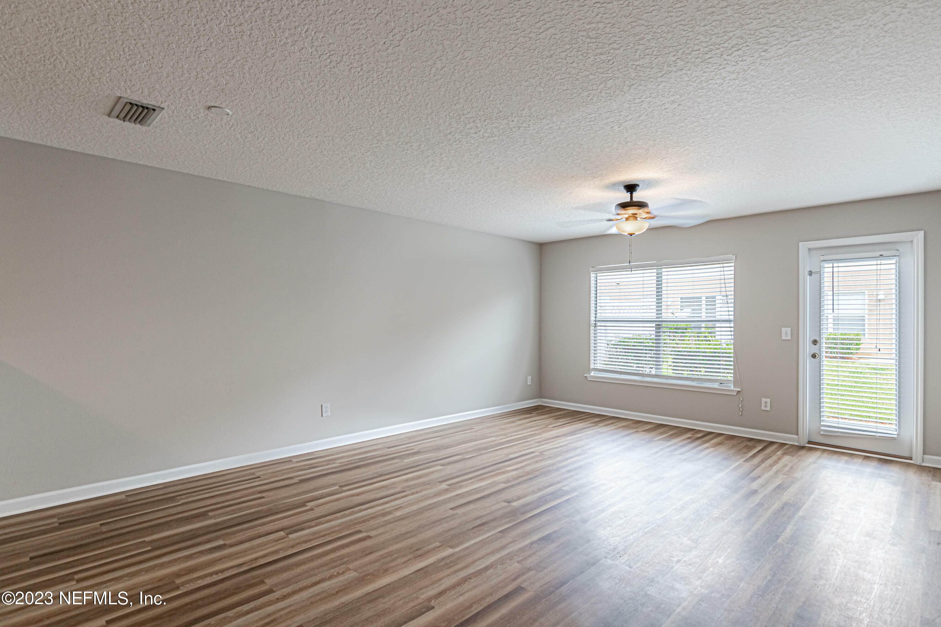 Property Photo: 1500 Calming Water Drive 404 FL 32003