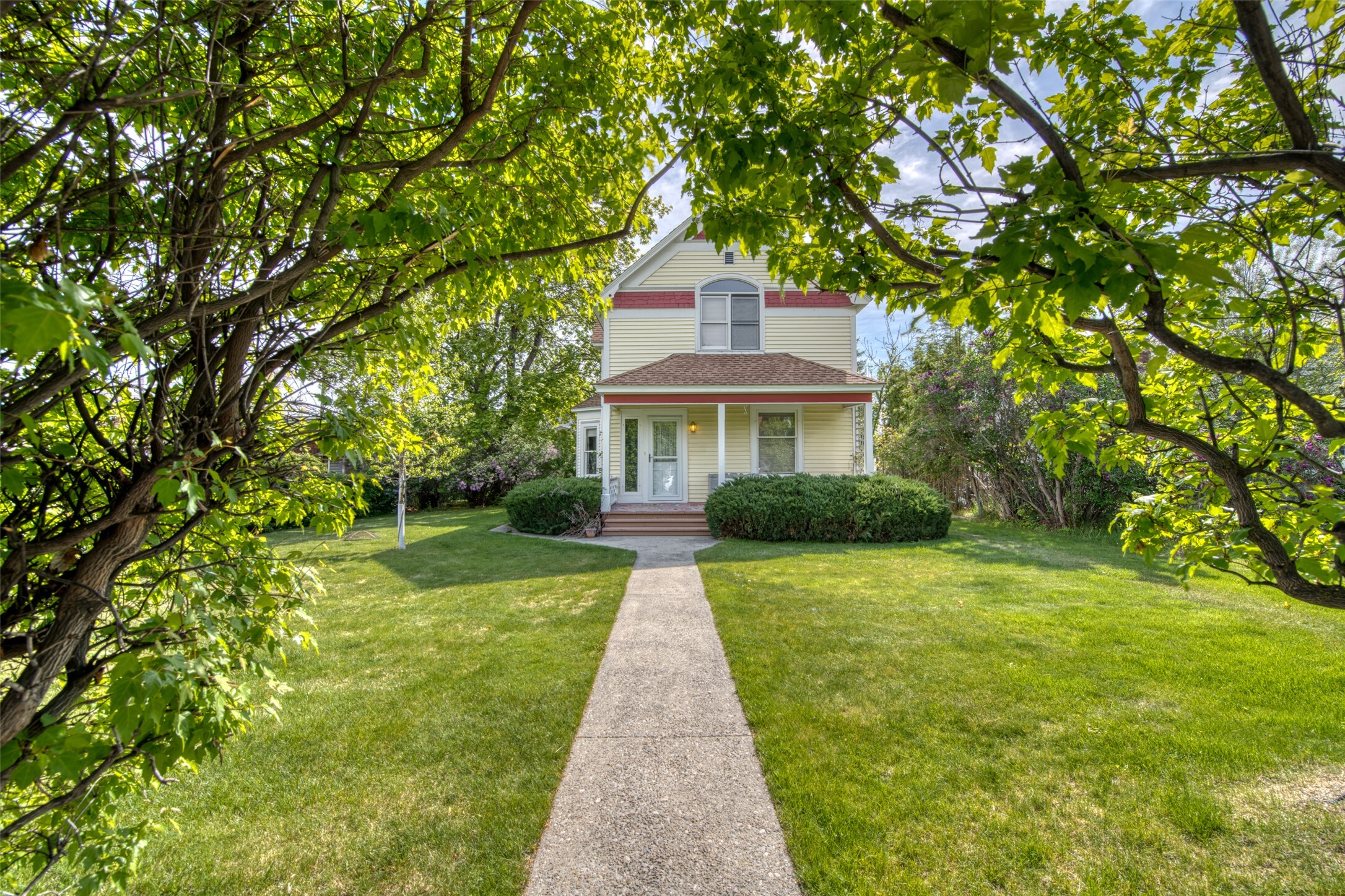 206 S 4th Street  Hamilton MT 59840 photo