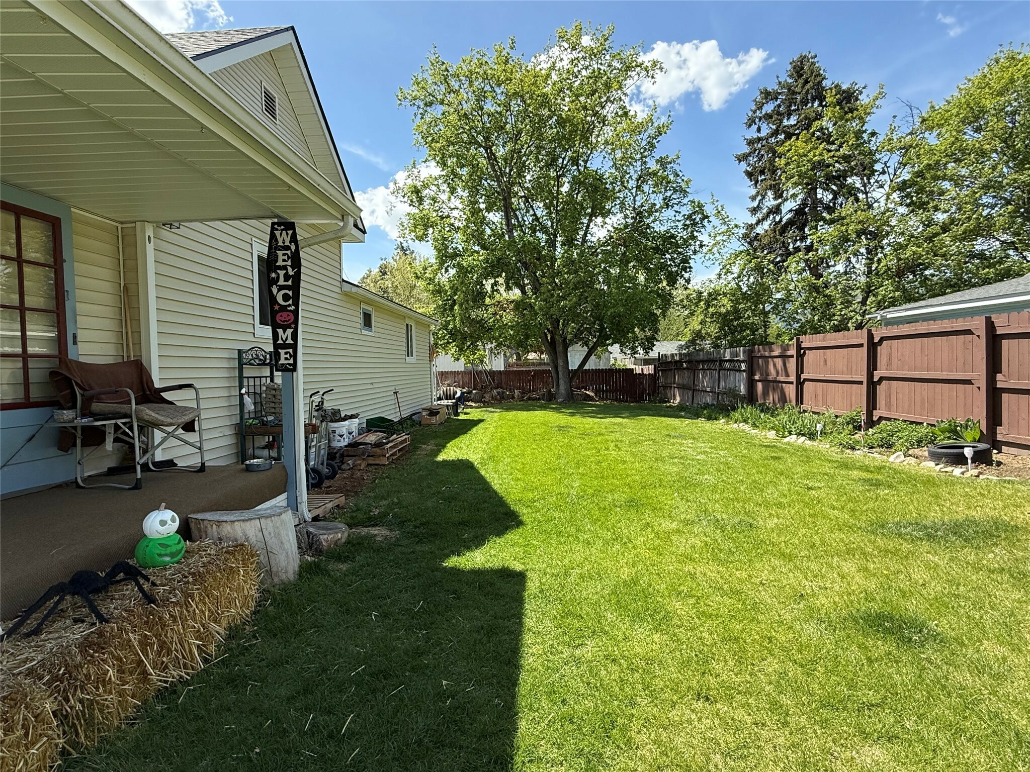 Property Photo: 409 N 5th Street MT 59840