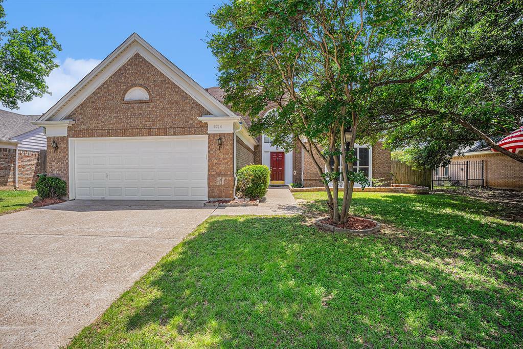Property Photo: 6204 Pennsylvania Avenue TX 76017