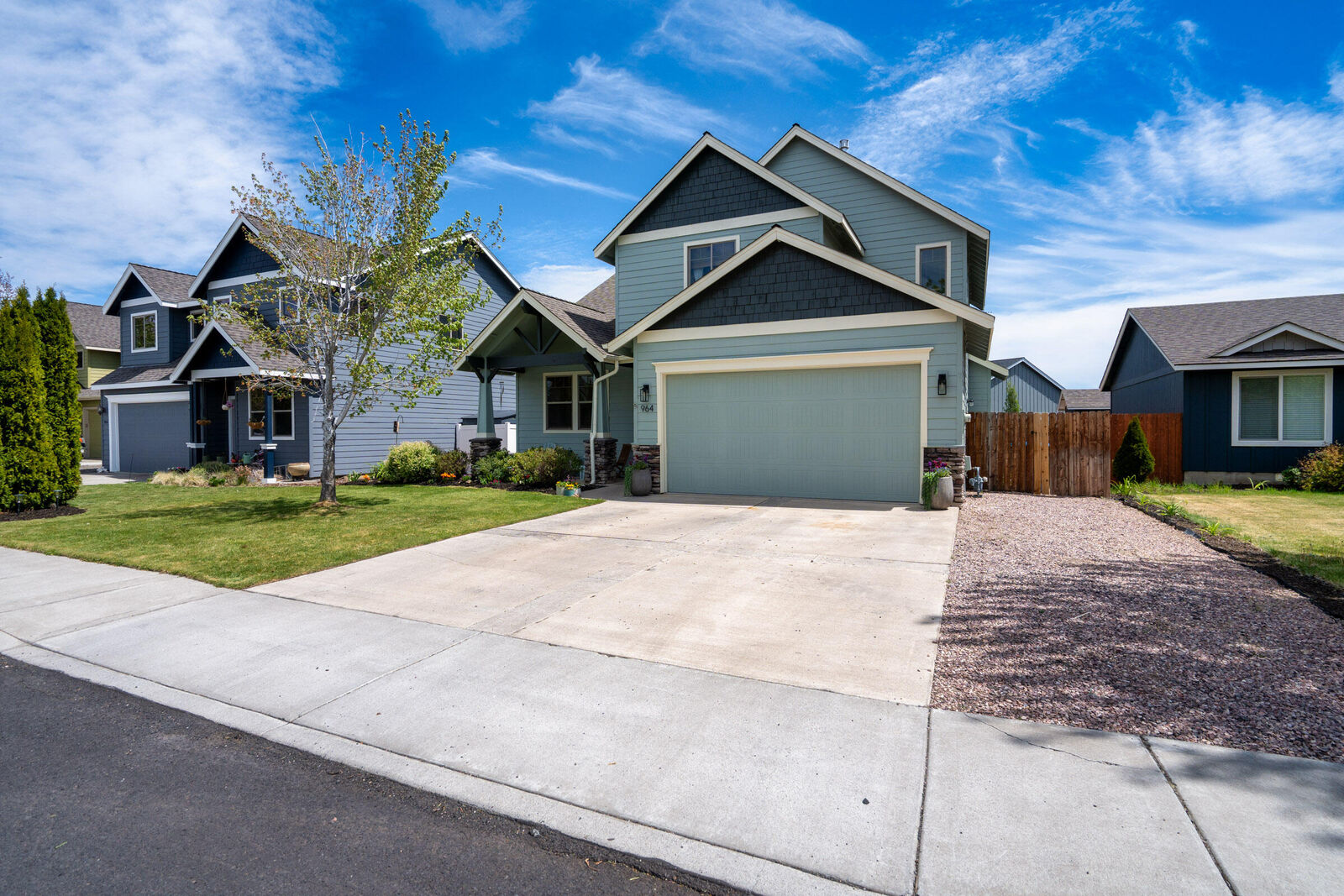 Property Photo:  964 SW 25th Lane  OR 97756 