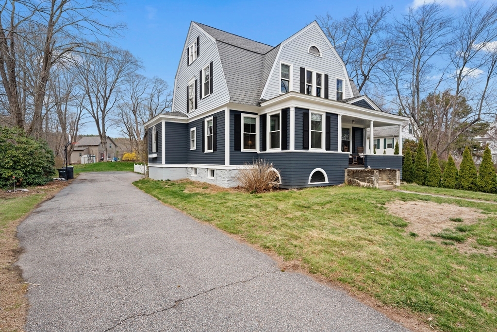 Property Photo:  40 W Main St  MA 01527 