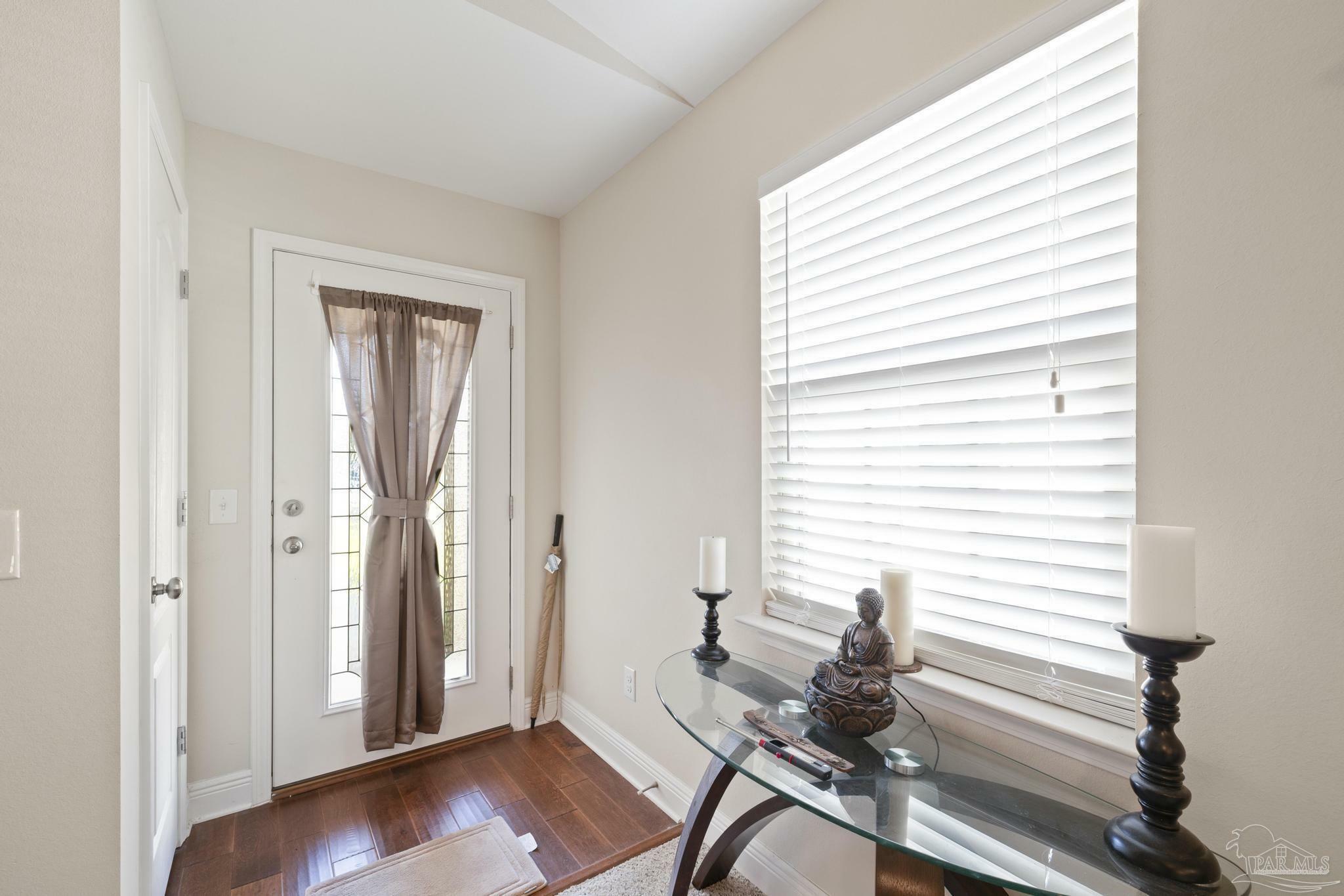 Property Photo: 5183 Teresa Dr FL 32583