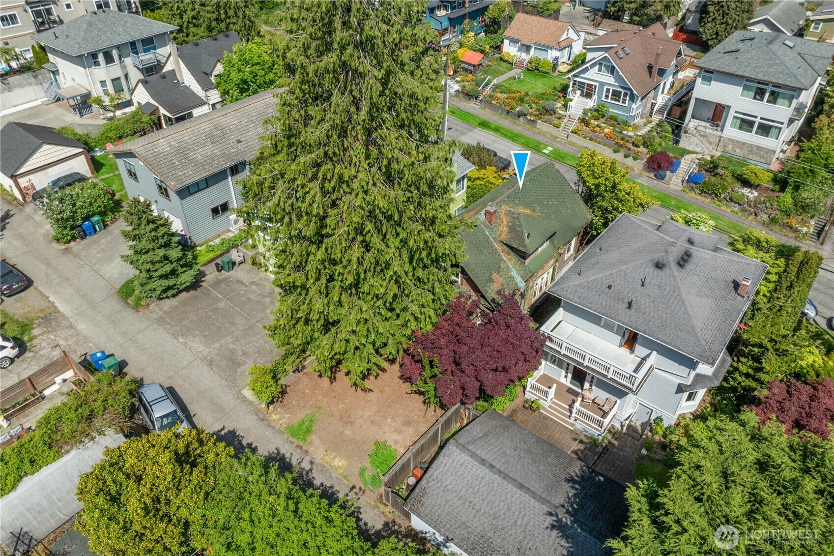 Property Photo: 329 N 72nd Street WA 98103