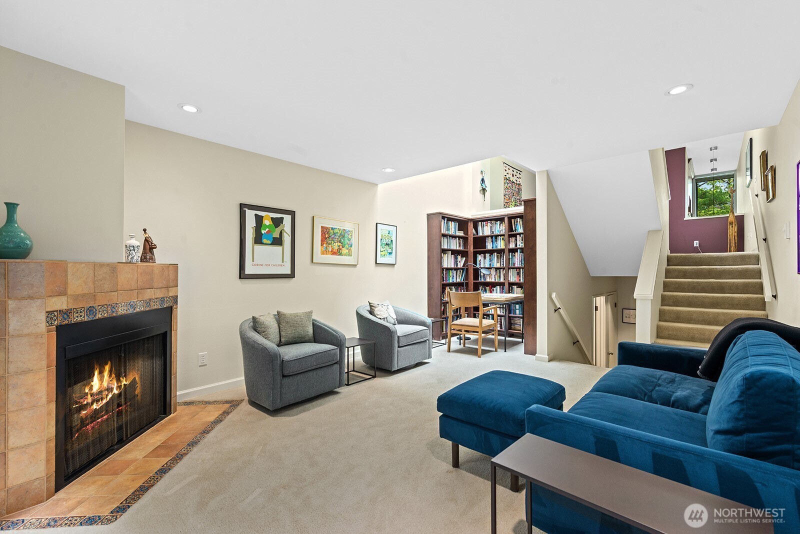 Property Photo: 4501 NE 55th Street 1/2 WA 98105