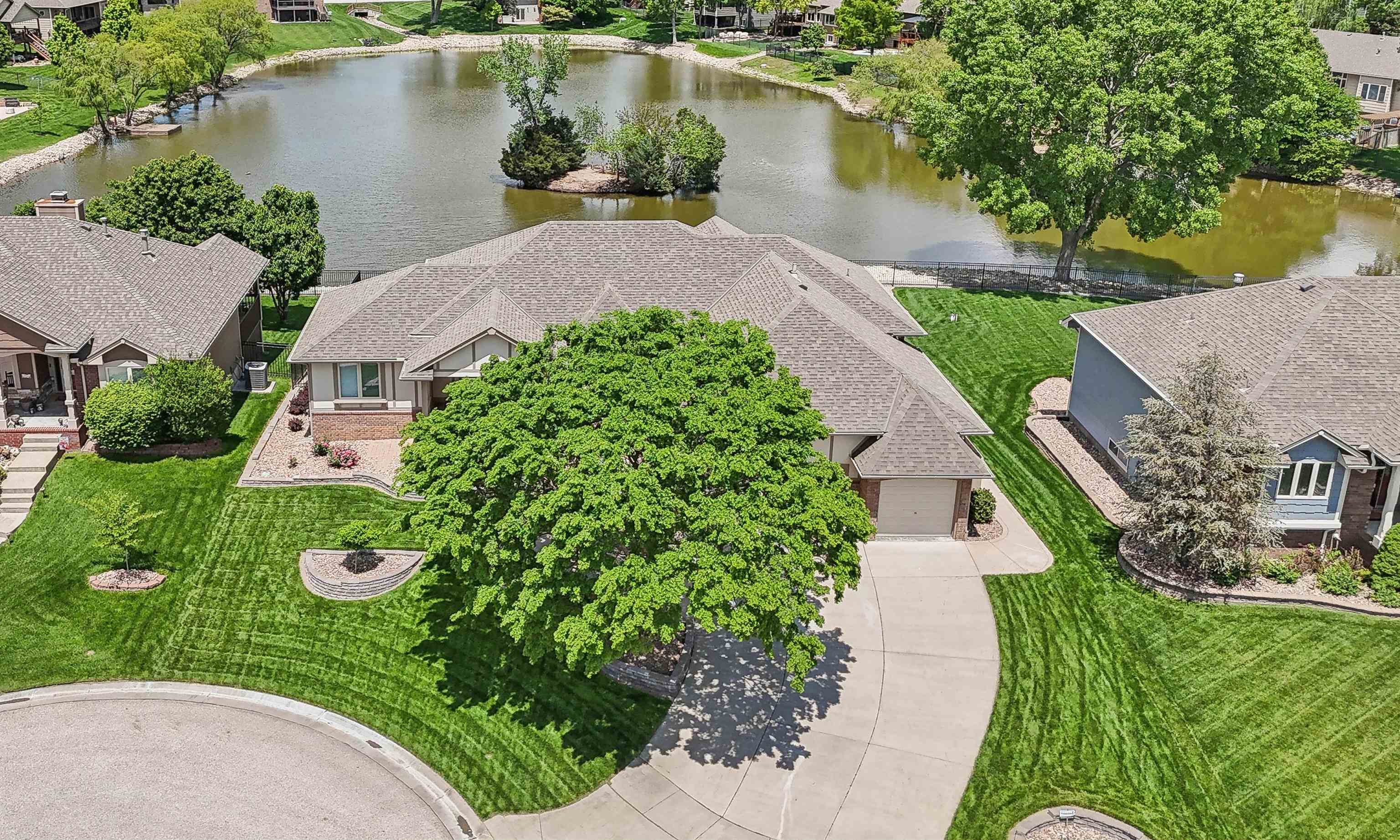 Property Photo: 12622 W Rolling Hills Cir KS 67235