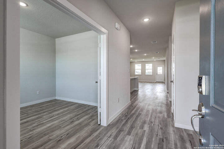 Property Photo: 7840 Coffee Mill TX 78252