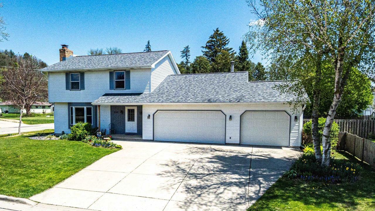 Property Photo: 2108 Center Street WI 52528