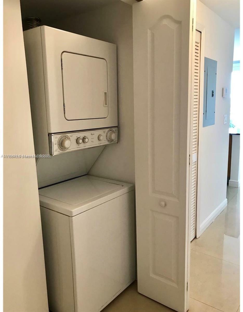 Property Photo: 2701 SW 3rd Ave 501 FL 33129