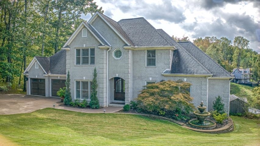 Property Photo: 365 Millstream Cove Rd AL 35661 - MUSCLE S