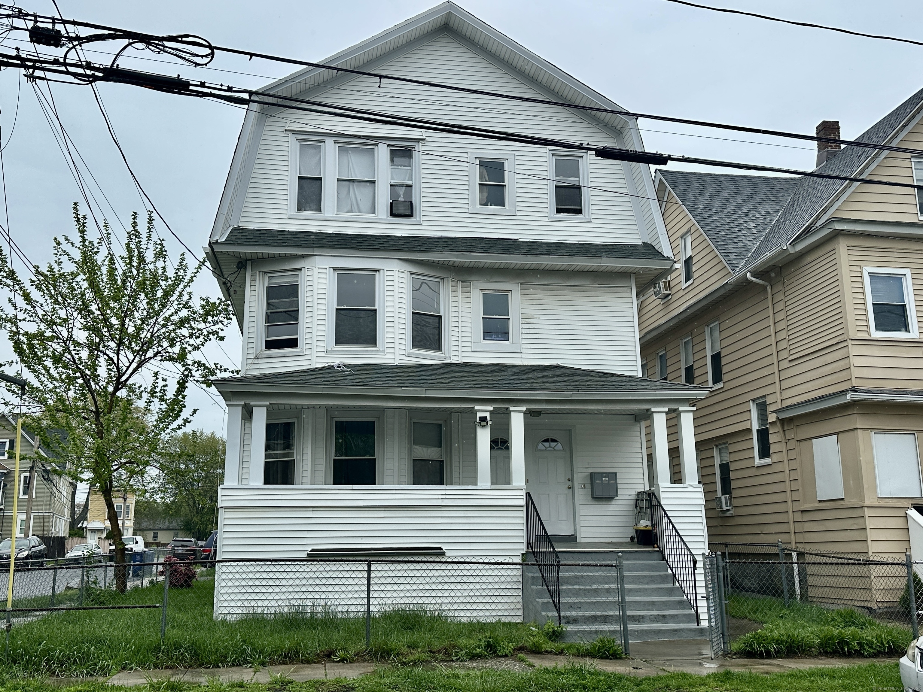 Property Photo: 176 Davenport Street CT 06607